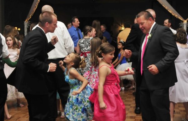 fathers dancing with daughters